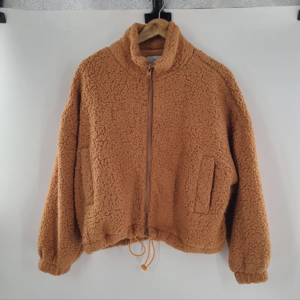 Urban Outfitters🧡 Tan Sherpa Jacket Sz Small